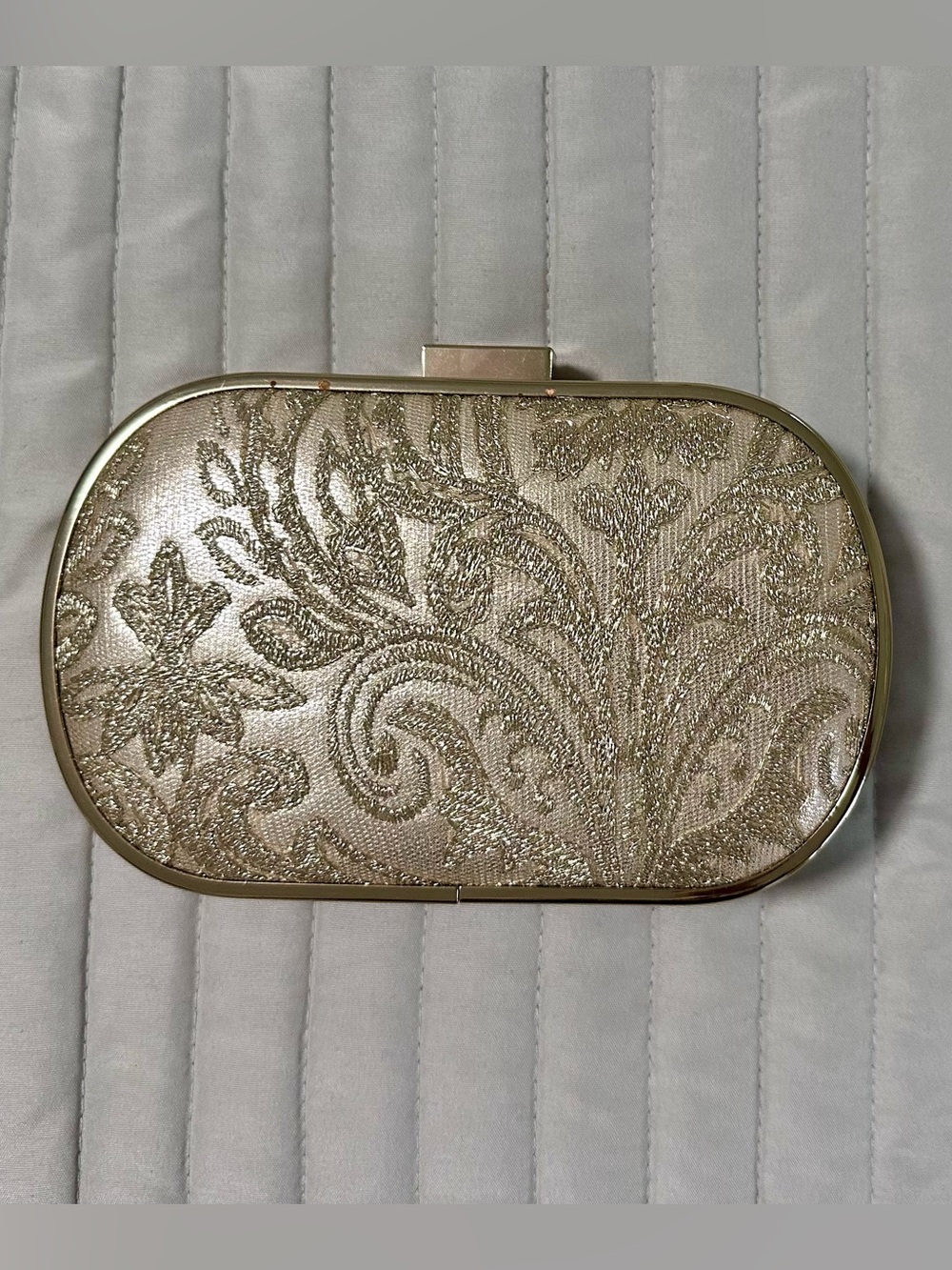 Elegant Metallic Floral Clutch in Champagne